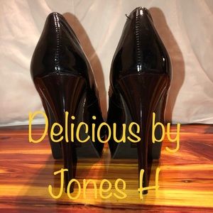 Delicious by Jones H heels